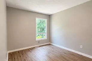 6101 Honeysuckle Ln, Charlotte, NC 28212 - Photo 19