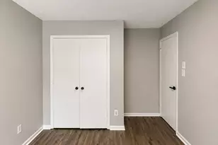 6101 Honeysuckle Ln, Charlotte, NC 28212 - Photo 17