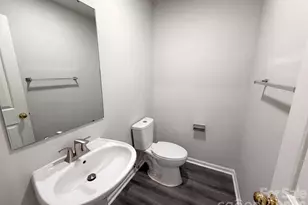 11220 Northwoods Forest Dr, Charlotte, NC 28214 - Photo 9