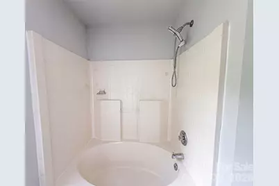 11220 Northwoods Forest Drive, Charlotte, NC 28214 - Photo 13