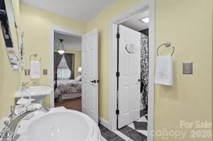 100 Crestgrove Dr, Flat Rock, NC 28731 - Photo 31