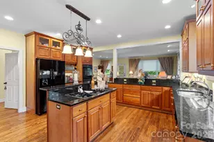 100 Crestgrove Dr, Flat Rock, NC 28731 - Photo 15