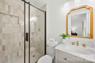 4211 Dunwoody Dr, Charlotte, NC 28215 - Photo 11