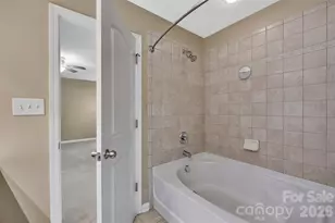 2025 Glenhaven Dr, Waxhaw, NC 28173 - Photo 17
