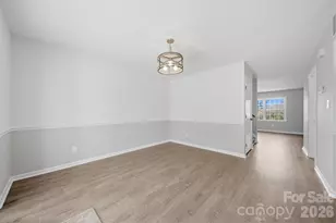 414 7th St NE, Hickory, NC 28601 - Photo 9
