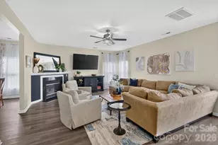 10926 Chrudan Dr, Charlotte, NC 28262 - Photo 13