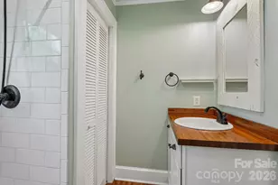 1135 13th Ave Ave, Hickory, NC 28601 - Photo 17