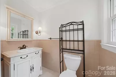 907 Vista Place NE, Lenoir, NC 28645 - Photo 17