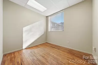 729 1st Avenue SW, Hickory, NC 28602 - Photo 21