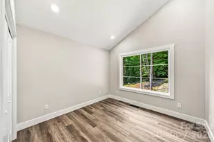 60 Catatoga Trl, Marion, NC 83452 - Photo 31
