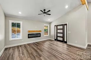 60 Catatoga Trl, Marion, NC 83452 - Photo 15