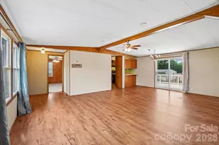 303 Meadowbrook Ct, Hendersonville, NC 28792 - Photo 9