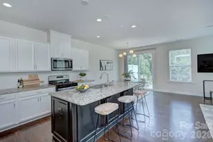 9257 Glenburn Ln, Charlotte, NC 28278 - Photo 3