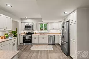 9205 Tree Haven Dr, Charlotte, NC 28270 - Photo 15