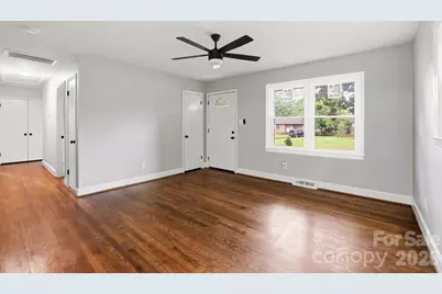 835 Ranch Road, Charlotte, NC 28208 - Photo 7