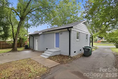 835 Ranch Road, Charlotte, NC 28208 - Photo 3