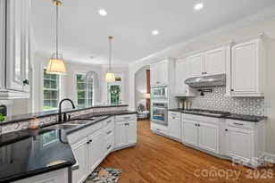 3813 Lakeside Dr, Charlotte, NC 28270 - Photo 7