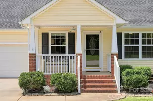 2010 Mallard Creek Dr, Rock Hill, SC 29732 - Photo 3