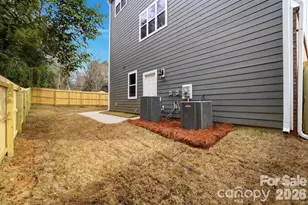 8935 Sharonbrook Dr, Charlotte, NC 28210 - Photo 37