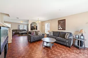 4411 Palustris Ct, Charlotte, NC 28269 - Photo 3