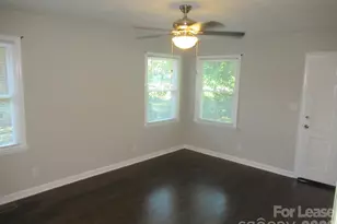 208 Crescent Ct, Lincolnton, NC 28092 - Photo 5