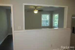 208 Crescent Ct, Lincolnton, NC 28092 - Photo 9