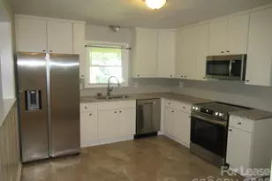 208 Crescent Ct, Lincolnton, NC 28092 - Photo 7