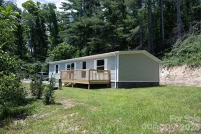 157 Berry Street, Spruce Pine, NC 28777 - Photo 15