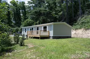 157 Berry St, Spruce Pine, NC 28777 - Photo 15