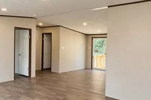 157 Berry St, Spruce Pine, NC 28777 - Photo 3