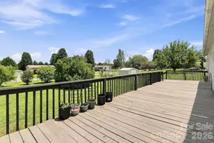 2299 Dellinger Dr, Newton, NC 28658 - Photo 3