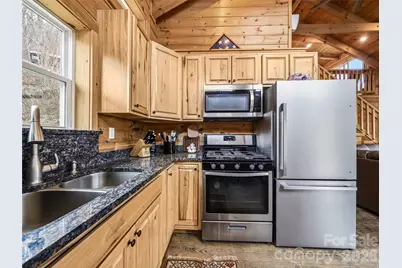 131 White Oak Way, Hot Springs, NC 28743 - Photo 15