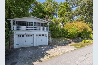 720 Sylvan Boulevard, Hendersonville, NC 28791 - Photo 5