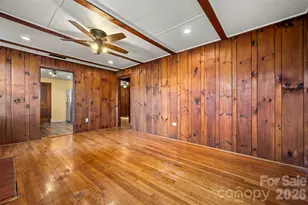 720 Sylvan Blvd, Hendersonville, NC 28791 - Photo 11