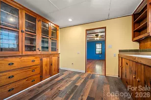 720 Sylvan Blvd, Hendersonville, NC 28791 - Photo 15