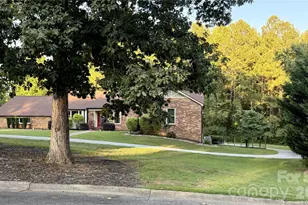 809 Spring St, Cherryville, NC 28021 - Photo 3