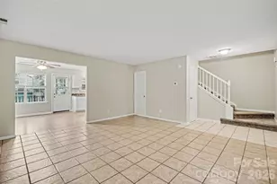 10346 Cannarti Dr, Charlotte, NC 28273 - Photo 3