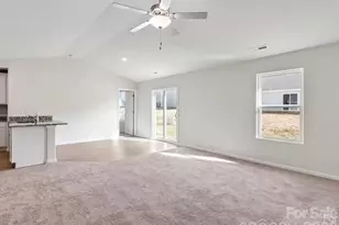 1637 Nia Rd, Charlotte, NC 28215 - Photo 3