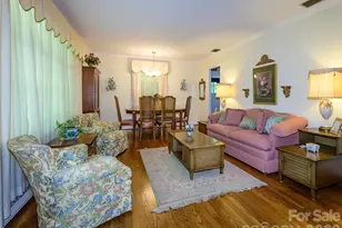 3712 Brookwood Rd, Charlotte, NC 28215 - Photo 5