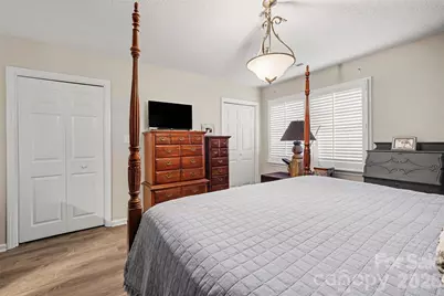 8427 Coulwood Oak Lane, Charlotte, NC 28214 - Photo 19