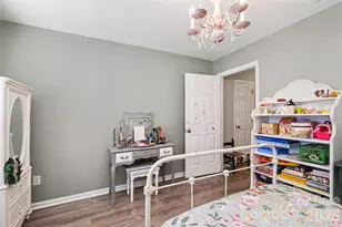 8427 Coulwood Oak Ln, Charlotte, NC 28214 - Photo 21