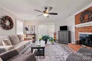 8427 Coulwood Oak Ln, Charlotte, NC 28214 - Photo 7
