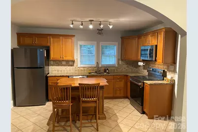 1323 Carolyn Drive, Charlotte, NC 28205 - Photo 7