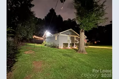 1323 Carolyn Drive, Charlotte, NC 28205 - Photo 3