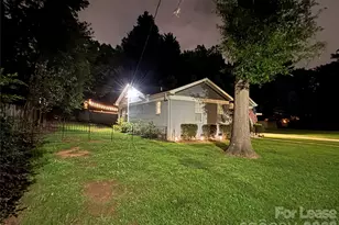 1323 Carolyn Dr, Charlotte, NC 28205 - Photo 3