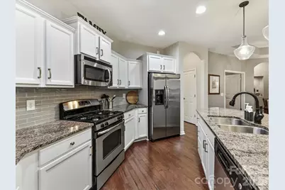 4415 Parkgate Drive, Matthews, NC 28105 - Photo 13