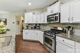 4415 Parkgate Drive, Matthews, NC 28105 - Photo 15