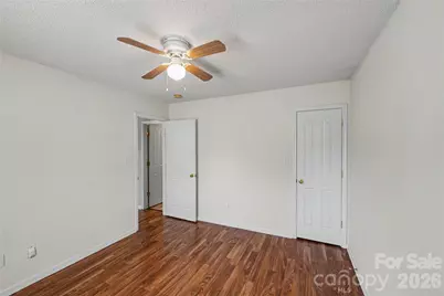 10439 Green Hedge Avenue, Charlotte, NC 28269 - Photo 17
