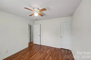 10439 Green Hedge Ave, Charlotte, NC 28269 - Photo 17