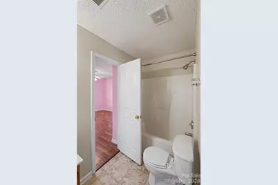 10439 Green Hedge Avenue, Charlotte, NC 28269 - Photo 15